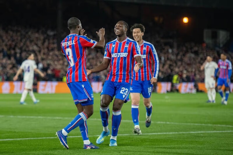 Crystal Palace vs Lech Poznan - Đại Bàng tung cánh nơi trời Âu