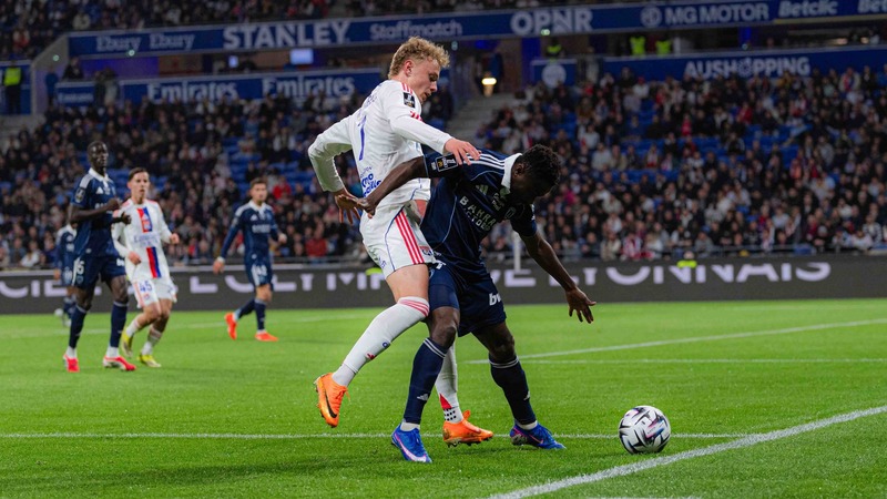 Lyon vs Auxerre - Sức mạnh của mãnh sư
