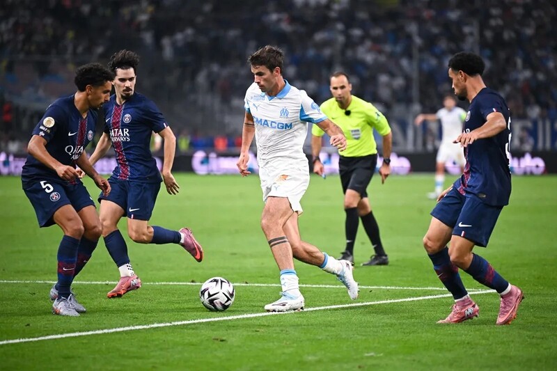Marseille vs PSG - Nhà vua quá vượt trội