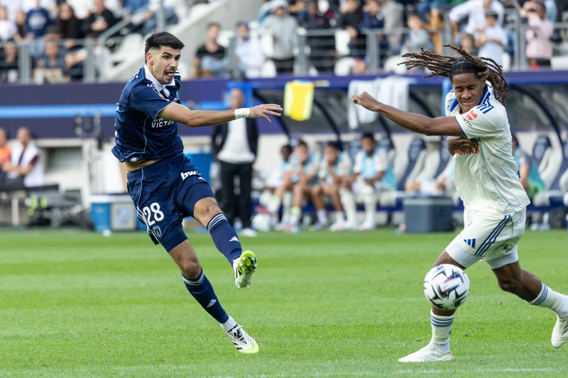 Paris FC vs Strasbourg - Đẳng cấp Liam Rosenior